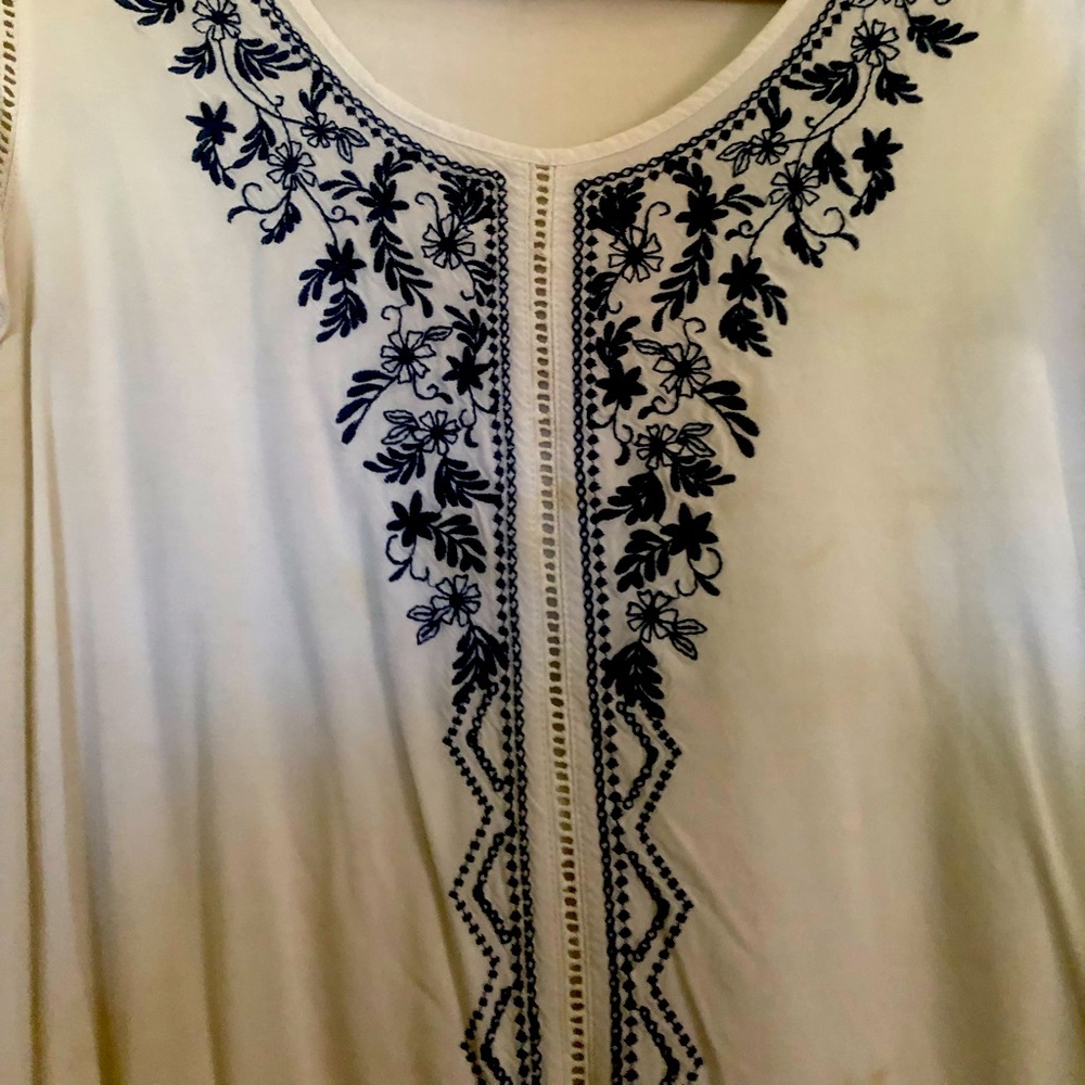 Soft and sweet pattern- comfy fashion tee